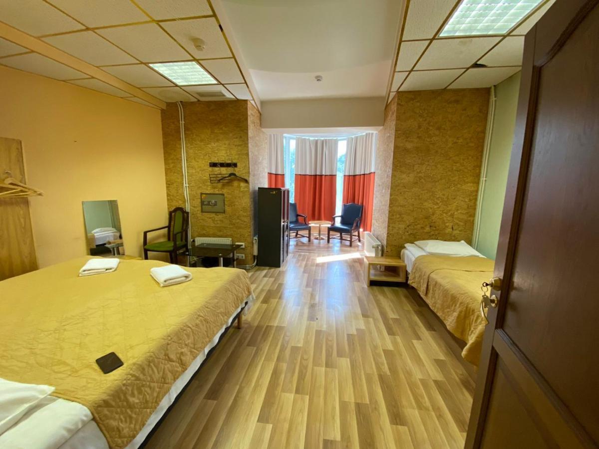 Majaka Hostel Tallinn Exterior photo